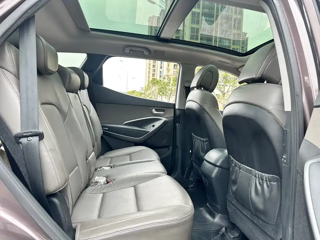 Hyundai Santa Fe 2014 — фото 30