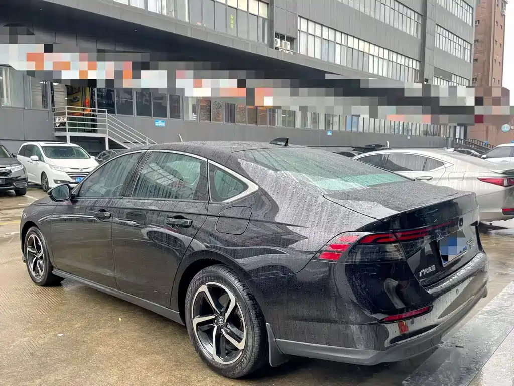 Honda Accord 2023 — фото 16