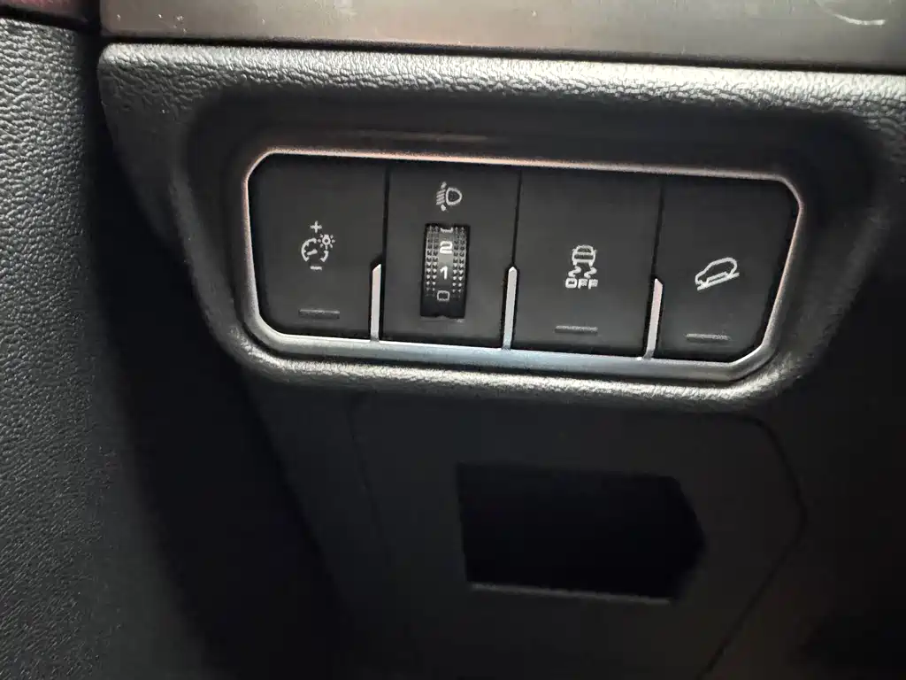 Haval H6 2023 — фото 16