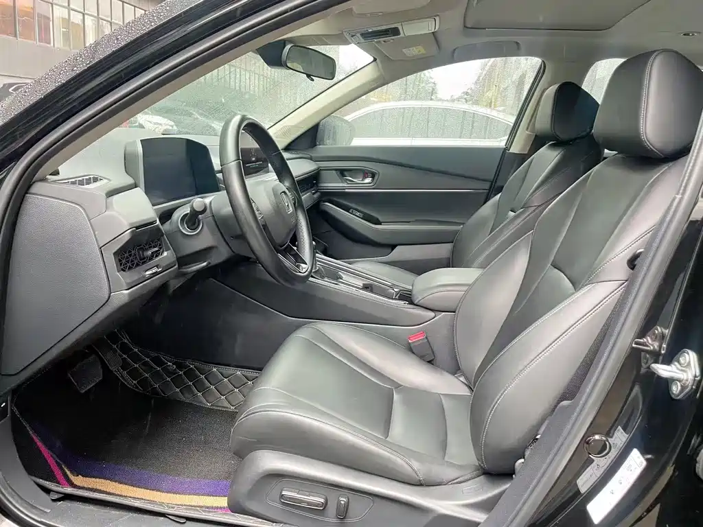 Honda Accord 2023 — фото 13
