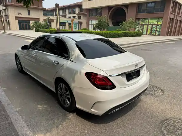 Mercedes-Benz C-Class 2019