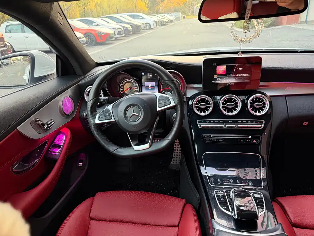 Mercedes-Benz C-Class 2018