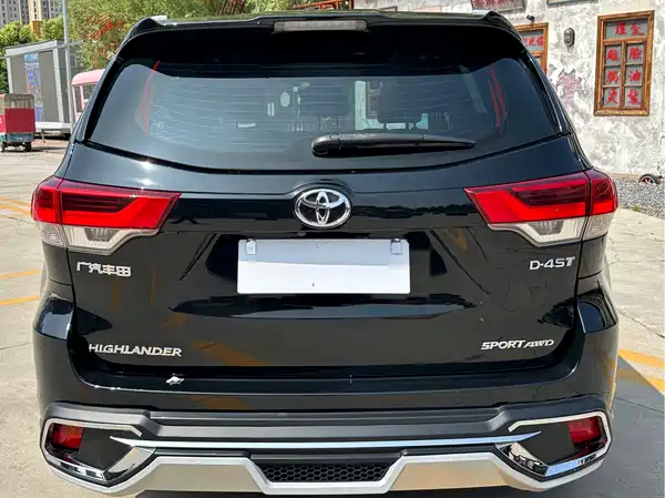 Toyota Highlander 2021