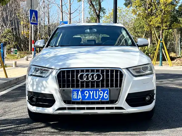 Audi Q3 2013