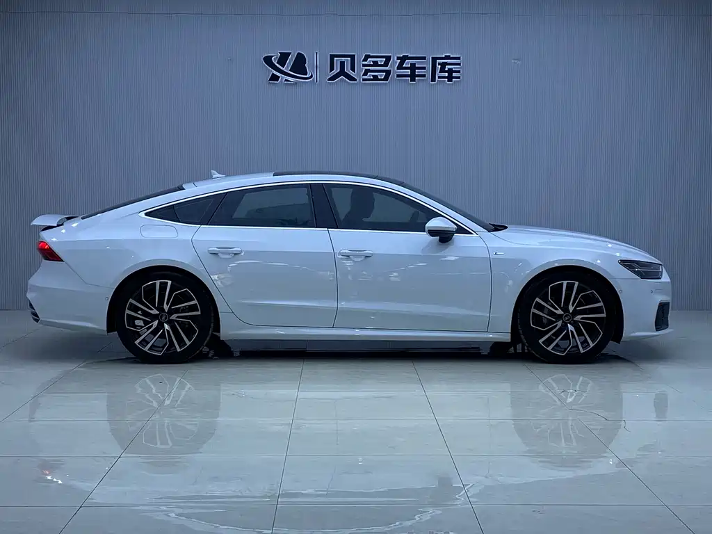 Audi A7 2024 — фото 15