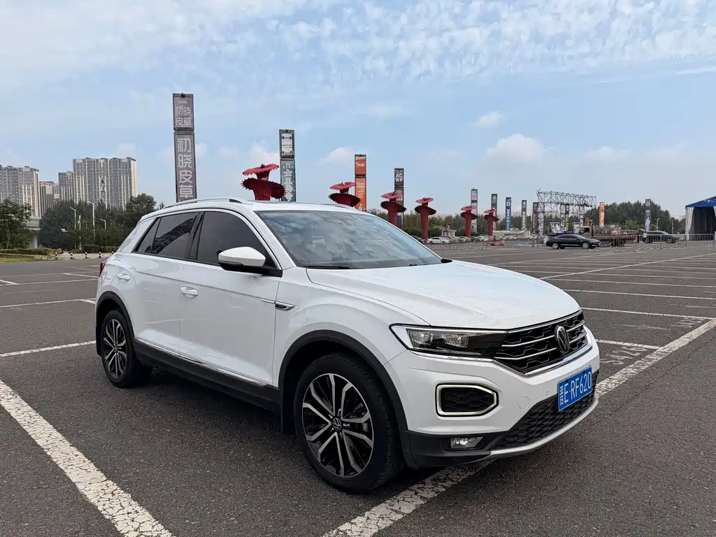 Volkswagen T-Roc 2023
