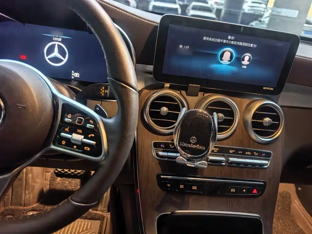 Mercedes-Benz GLC 2021 — фото 10