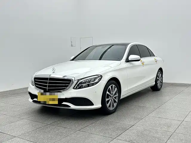 Mercedes-Benz C-Class 2020