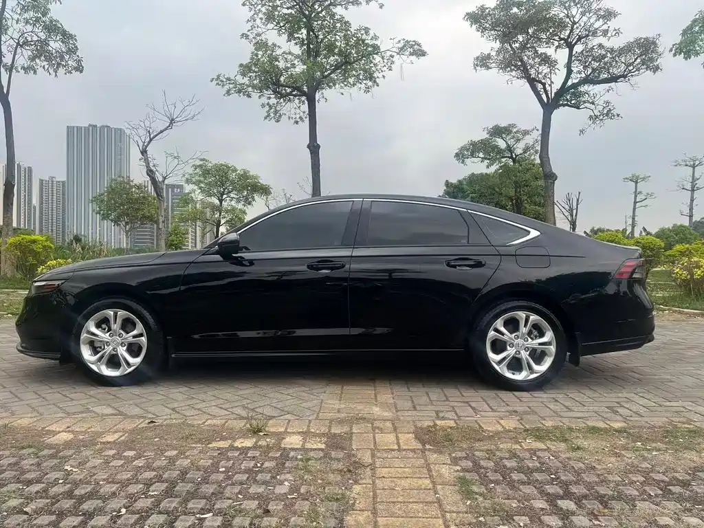 Honda Accord 2024 — фото 15