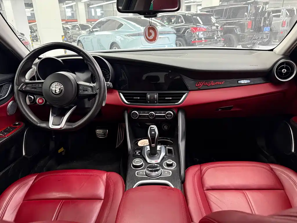 Alfa Romeo Giulia Juliet 2020 — фото 12