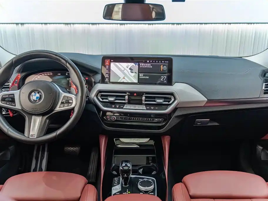 BMW X4 2022 — фото 12