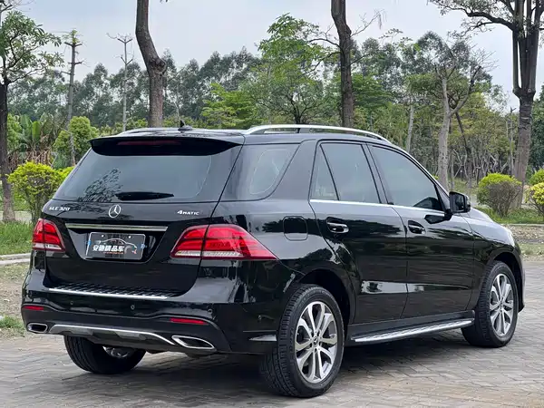 Mercedes-Benz GLE 2018