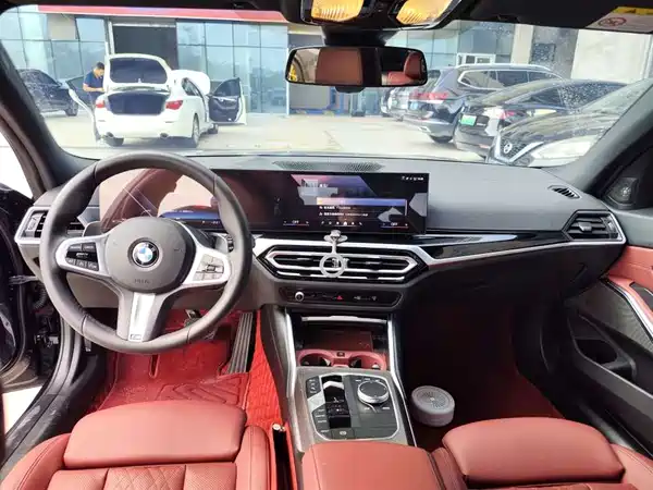 BMW 3 Series 2024