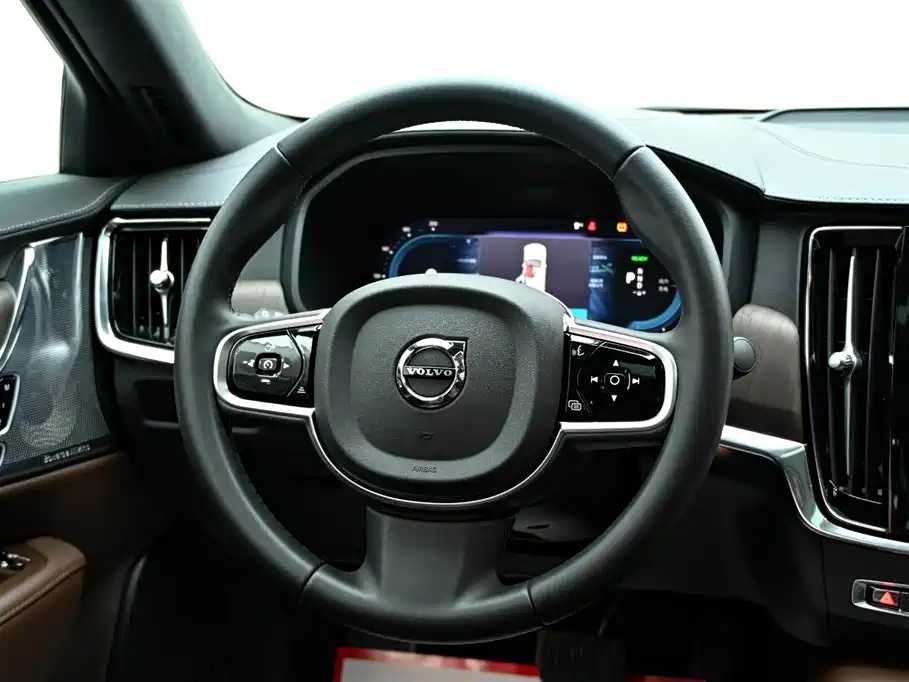 Volvo S90 PHEV 2024 — фото 19