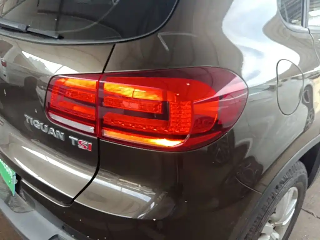 Volkswagen Tiguan 2015 — фото 24