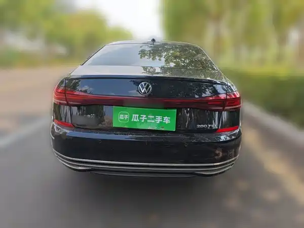 Volkswagen Passat 2023