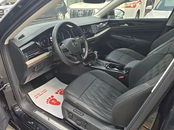 Volkswagen Passat 2021