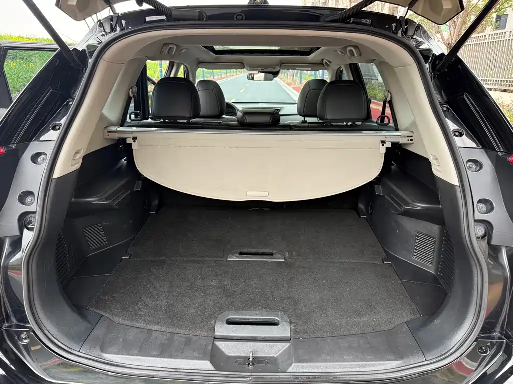 Nissan X-Trail 2019 — фото 9