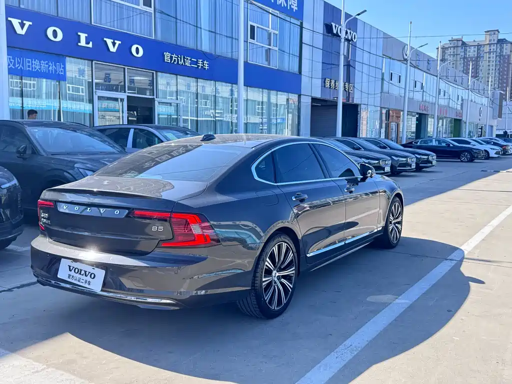 Volvo S90 2022 — фото 4