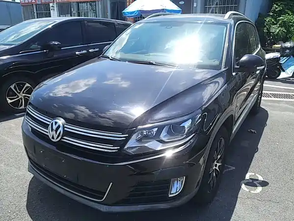 Volkswagen Tiguan 2015