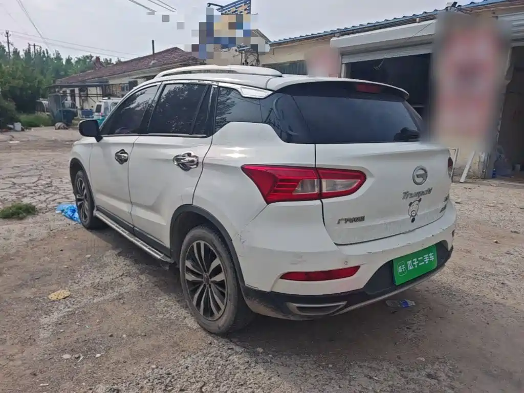 GAC Trumpchi GS4 2015 — фото 5