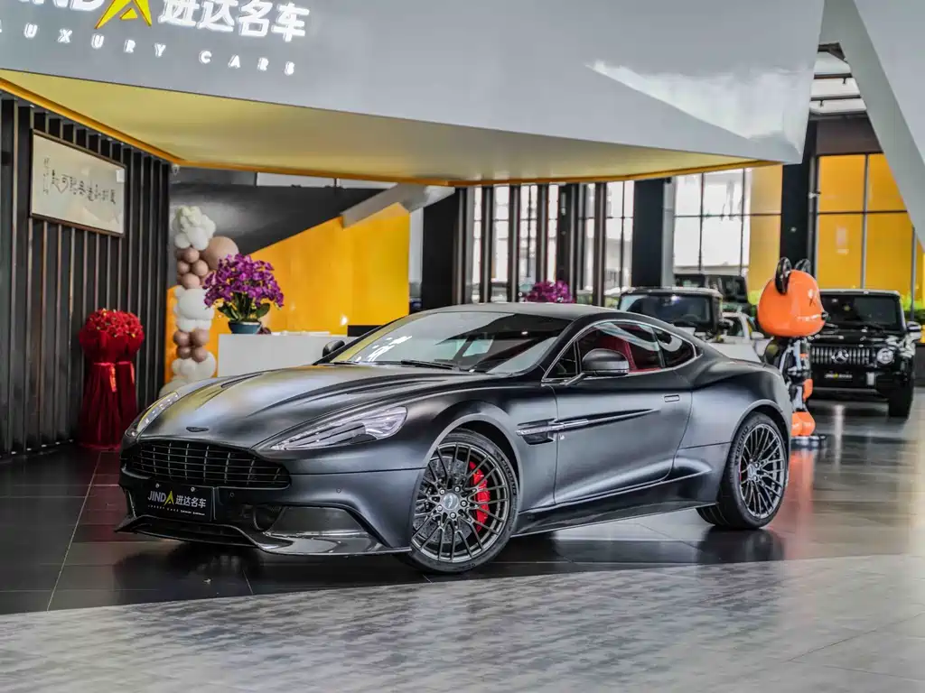 Aston Martin Vanquish 2017