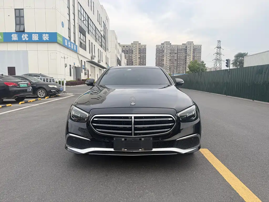 Mercedes-Benz E-Class 2018 — фото 3