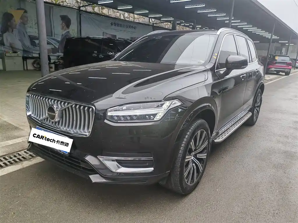 Volvo XC90 2023 — фото 1