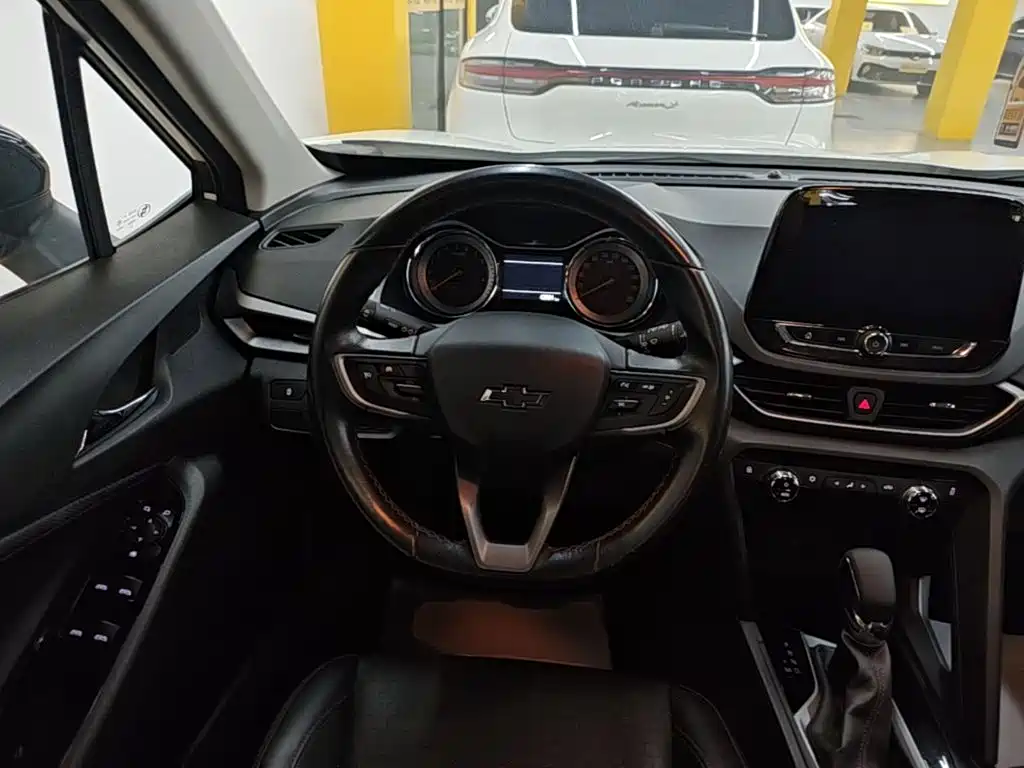 Chevrolet Orlando 2021 — фото 11