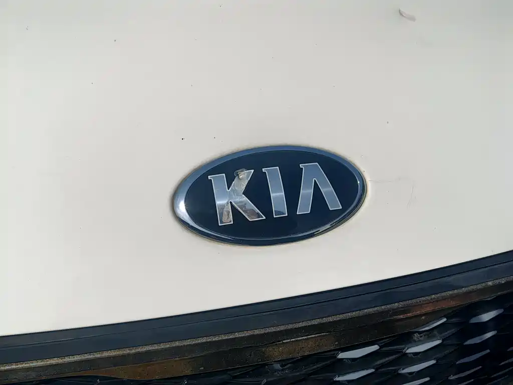 Kia K3 2017 — фото 12