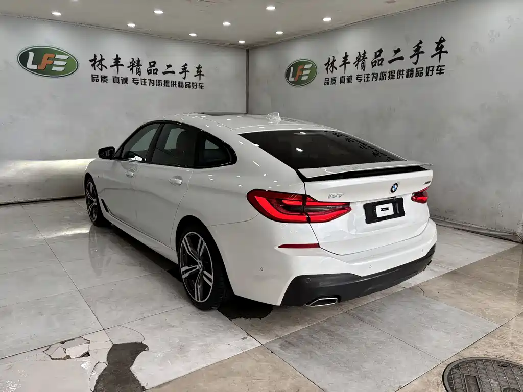 BMW 6 Series GT 2024 — фото 8