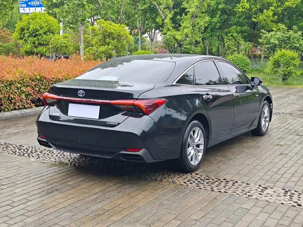 Toyota Avalon 2022 — фото 9