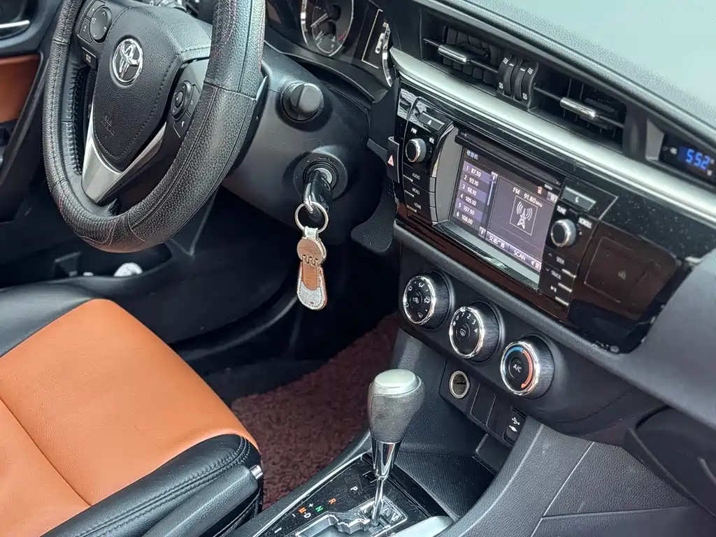 Toyota Levin 2015 — фото 12