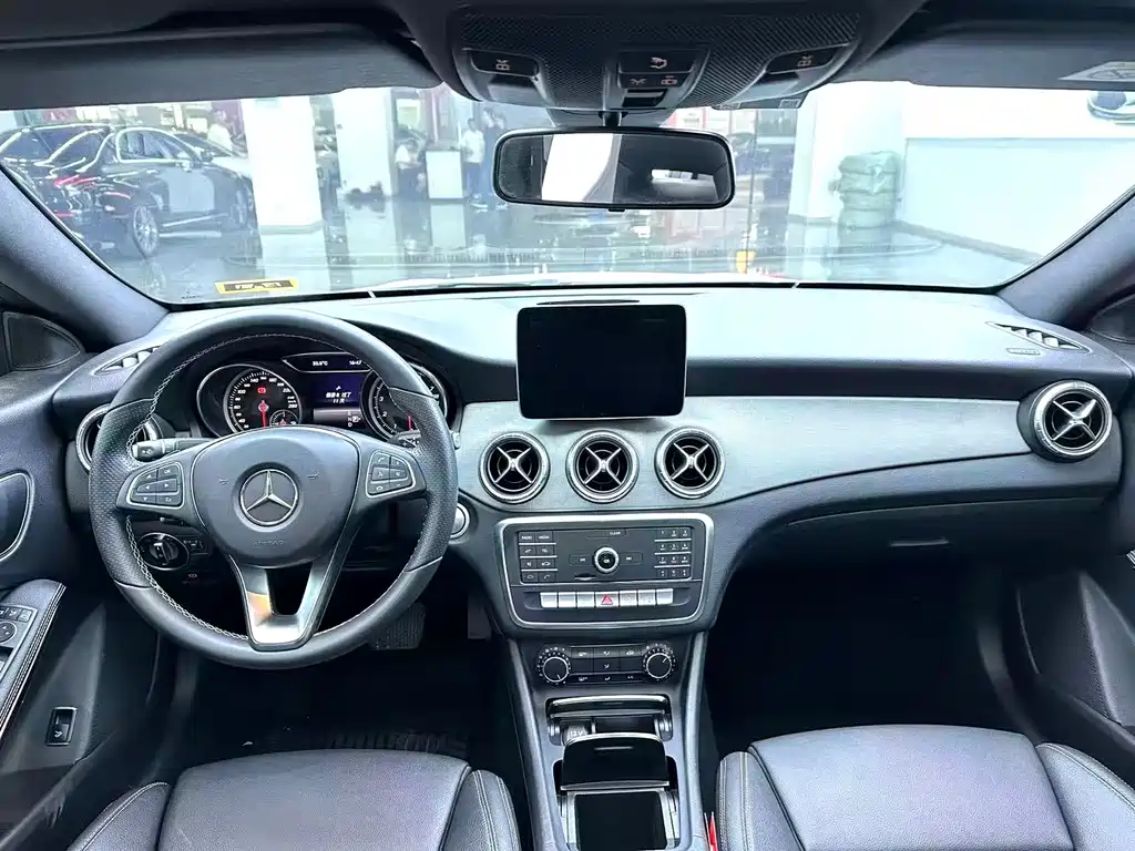 Mercedes-Benz CLA 2018 — фото 7