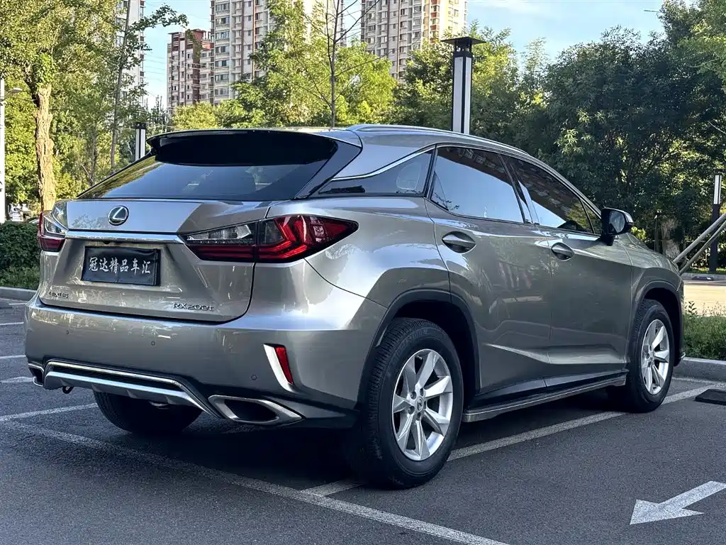 Lexus RX 2017 — фото 13