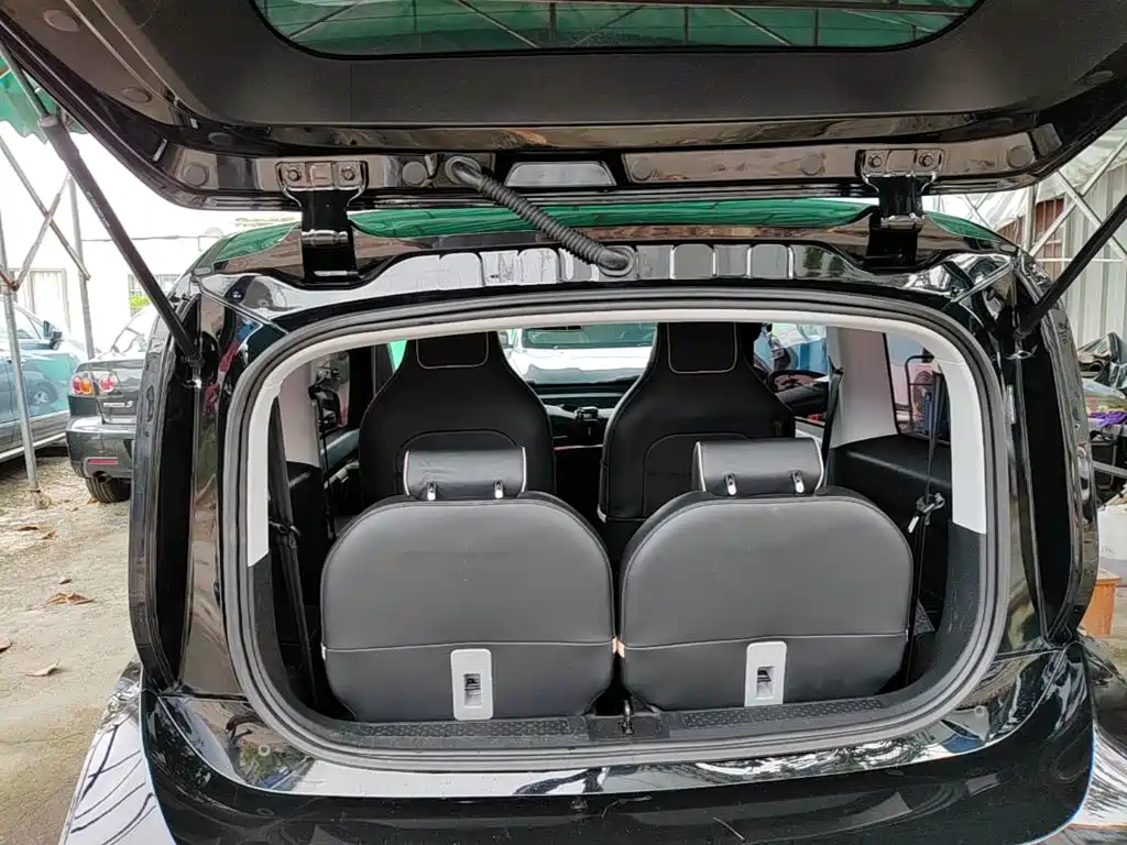 Baojun Kiwi EV 2022 — фото 19
