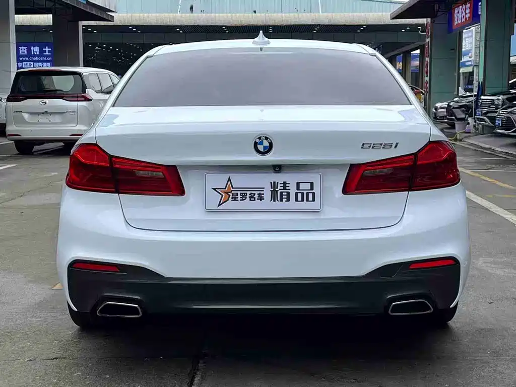 BMW 5 Series 2018 — фото 4