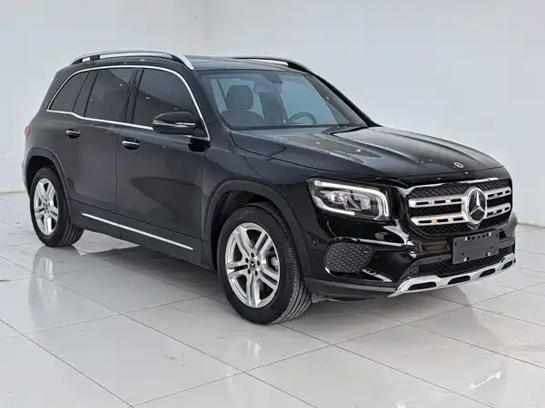 Mercedes-Benz GLB 2021