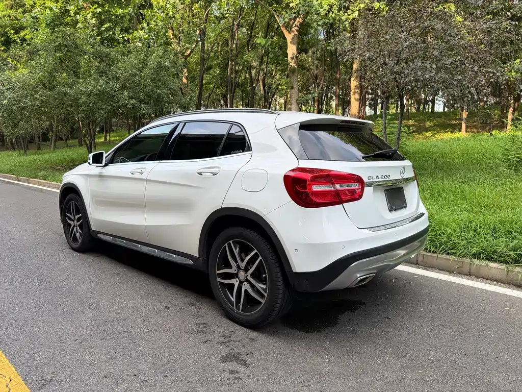 Mercedes-Benz GLA 2015 — фото 4