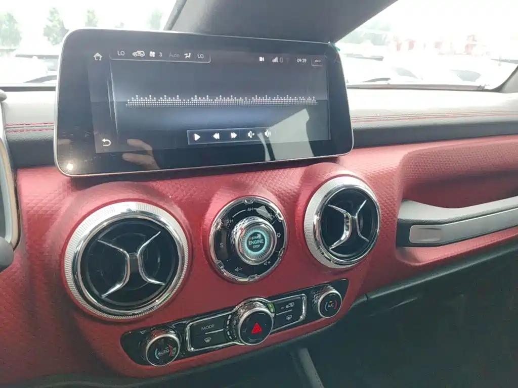 Beijing Off-Road BJ40 2020 — фото 13