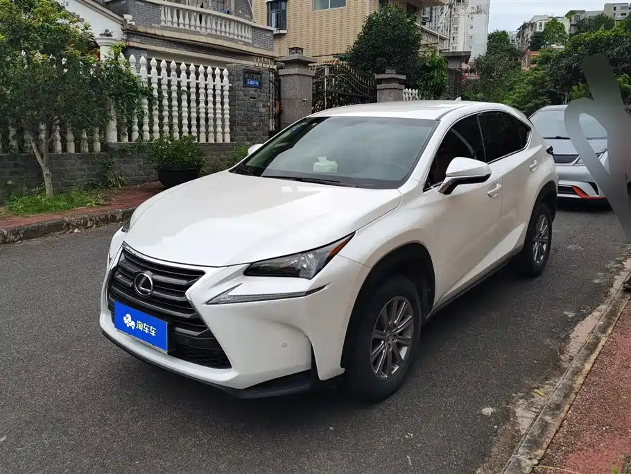 Lexus NX 2016