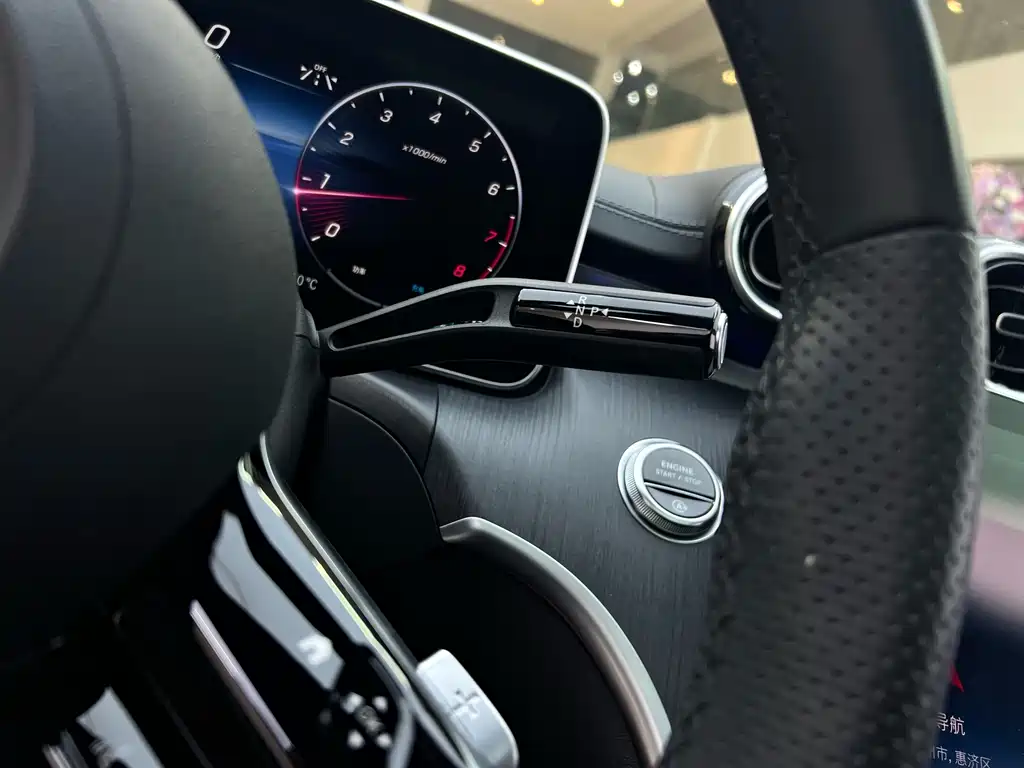 Mercedes-Benz C-Class 2024 — фото 20