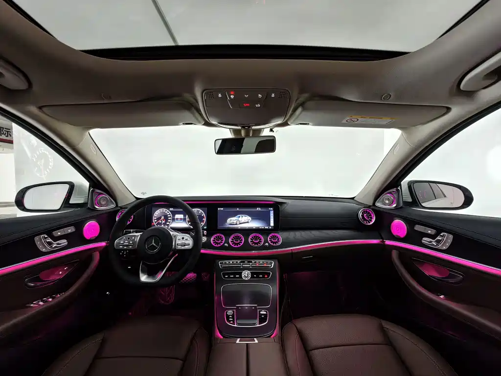 Mercedes-Benz E-Class 2018 — фото 16