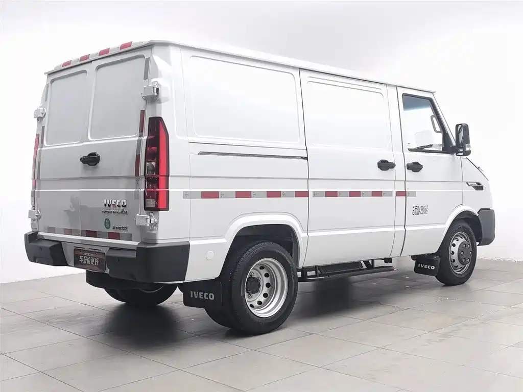 IVECO Daily 2026 — фото 2