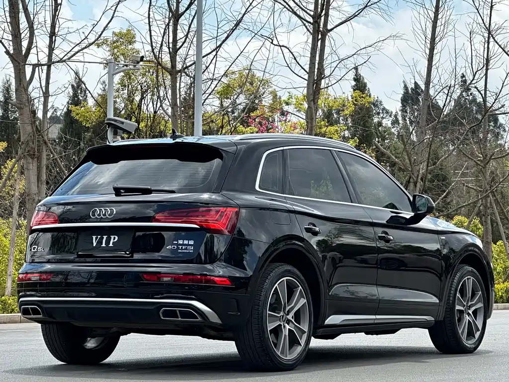 Audi Q5L 2022 — фото 5