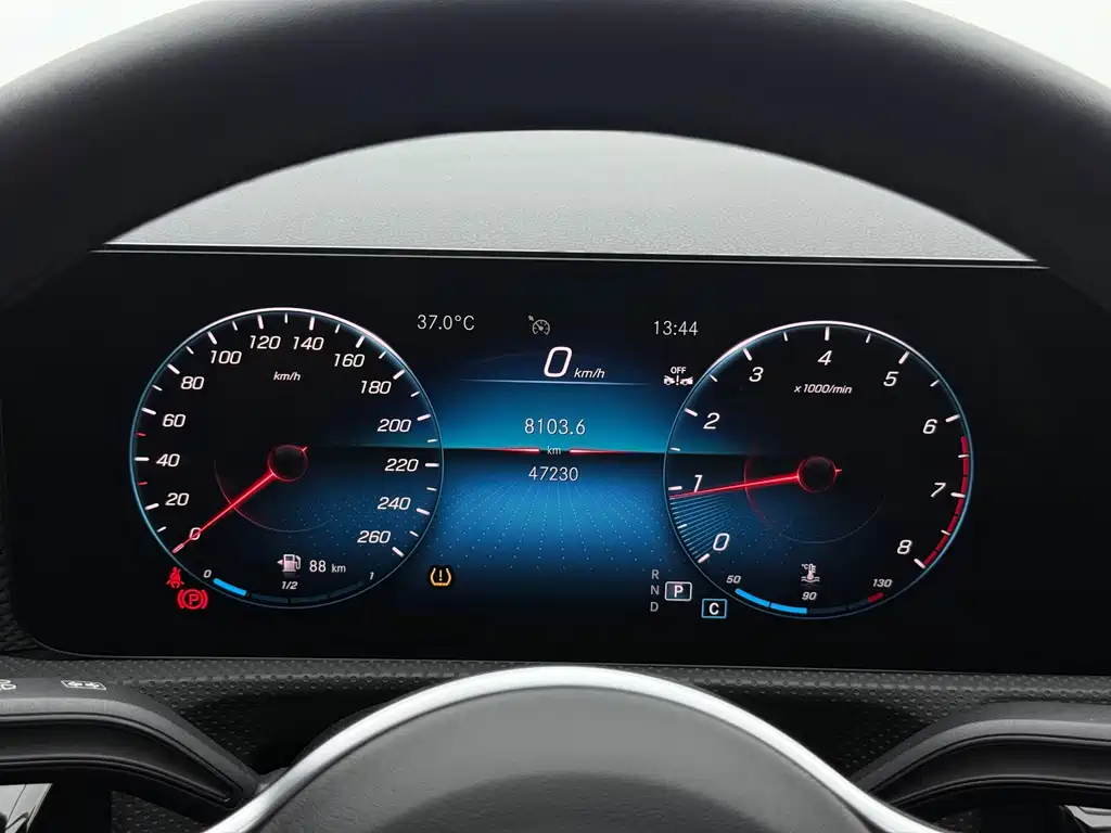 Mercedes-Benz A-Class 2023 — фото 18