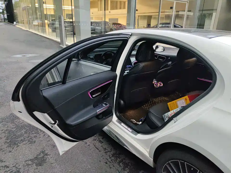 Mercedes-Benz C-Class 2022