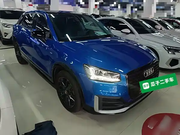 Audi Q2L 2020