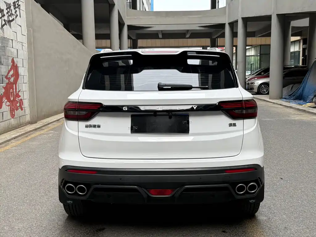Geely Binyue 2022