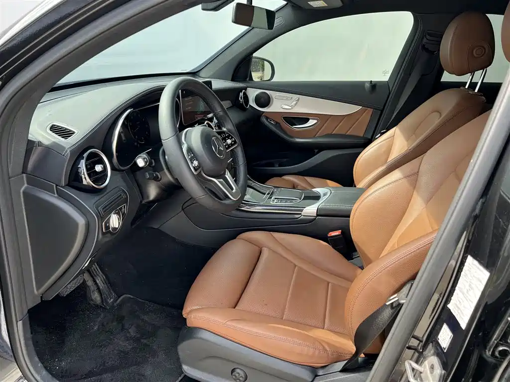 Mercedes-Benz GLC Coupe 2022 — фото 6